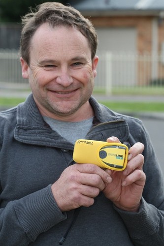 Tony Egeberg, lucky man, now has the RIGHT EPIRB and it’s registered © Connexion PR